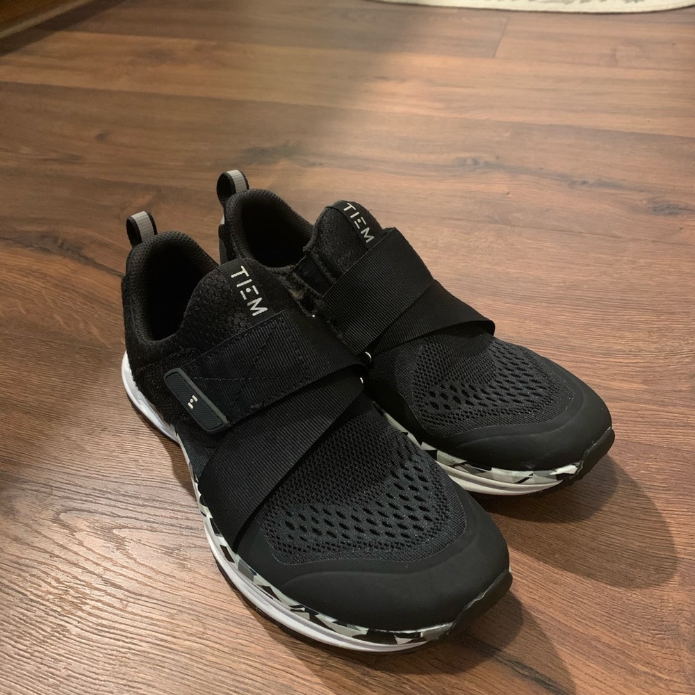 Used Tiem Indoor Spin Shoes
